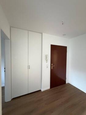 Eingangsbereich mit Abseite - 