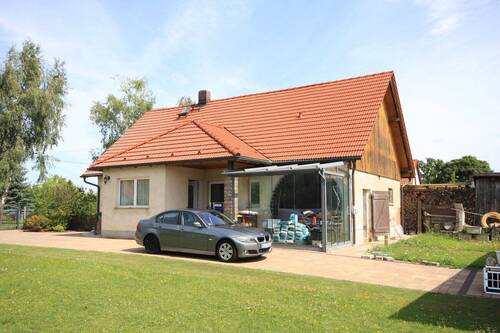 Einfamilienhaus - EinfamilienhausNebengebäudeGarageScheune mit Hofcharakter + Bauplatz mit vielen Möglichkeiten