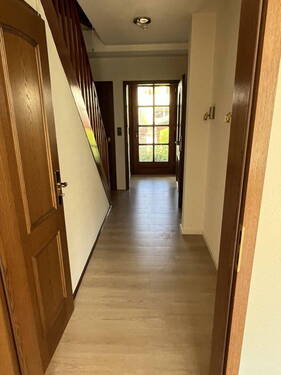 Bild 2 - 5 Zimmer Reihenmittelhaus zum Kaufen in Delmenhorst