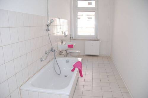 Bad Vergleichswohnung - 3 Zimmer Etagenwohnung in Chemnitz