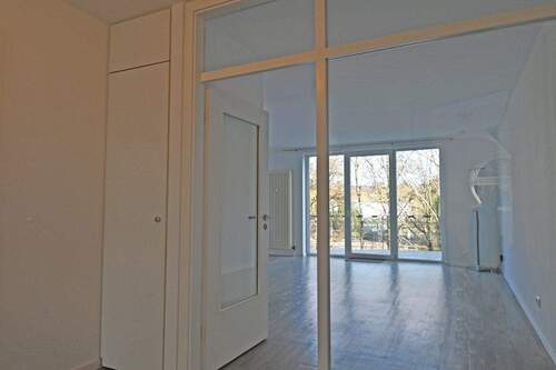 Eingangsbereich - Hier leben Sie ruhig! Moderne, helle 2½-Raum-Wohnung mit Terrasse in Kettwig