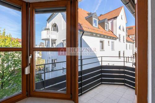 Erker und Blick auf Bakon - 