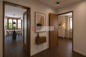 Flur Blick in Schlafzimmer und Wohn- Essbereich Wohnbeispiel - 