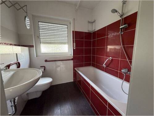2 Zimmer-Mietwohnung - Badezimmer - 