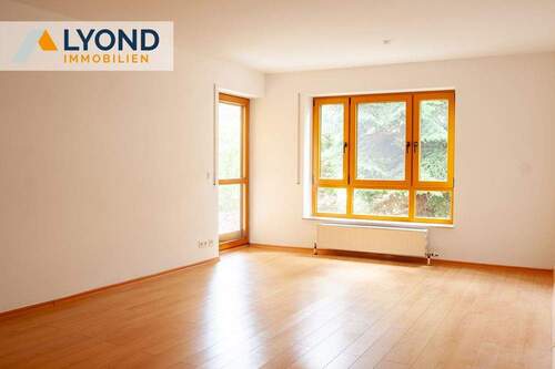 Wohnzimmer - Etagenwohnung mit 80,00 m² in Chemnitz zum Kaufen