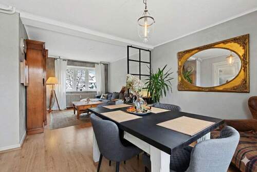 Erdgeschoss Wohnzimmer - 4 Zimmer Mehrfamilienhaus, Wohnhaus zum Kaufen in Hamburg / Rahlstedt