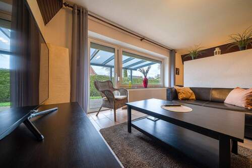 Wohnbereich - 3 Zimmer Mehrfamilienhaus, Wohnhaus in Weener