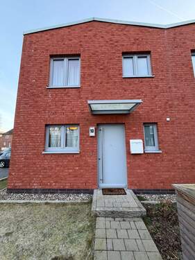 Endreihenhaus - Stadtleben an der Schlei! - 1.450,00&nbsp;EUR Kaltmiete, ca.&nbsp; 93,60&nbsp;m&sup2;&nbsp;Wohnfl&auml;che