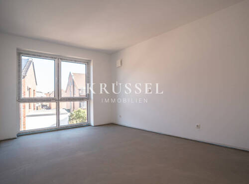 Das geräumige Hauptschlafzimmer... - 6 Zimmer Einfamilienhaus zum Kaufen in Lingen