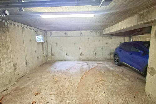 Tiefgaragenstellplatz - 