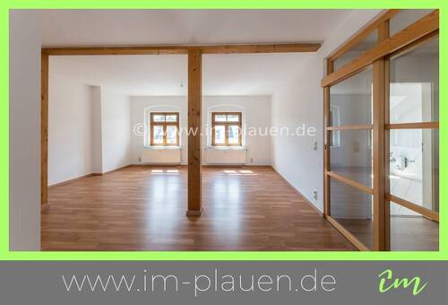 Wohnzimmer - Weitblick - Bad mit Fenster - Dachgeschoss 