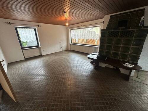 Wohn-Essbereich (4) - 5 Zimmer Einfamilienhaus zum Kaufen in Plattling