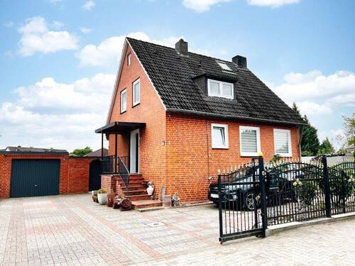Truemper-Immobilien-Reppenstedt Haus mit Pool00002 - 5 Zimmer Einfamilienhaus zum Kaufen in Reppenstedt