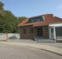 MeinRaum... Lassen Sie sich überraschen! Gewerbeimmobilie: Wohnhaus mit Bürofläche und einer großen Halle in begehrter Wohnlage von Erkelenz-Stadt