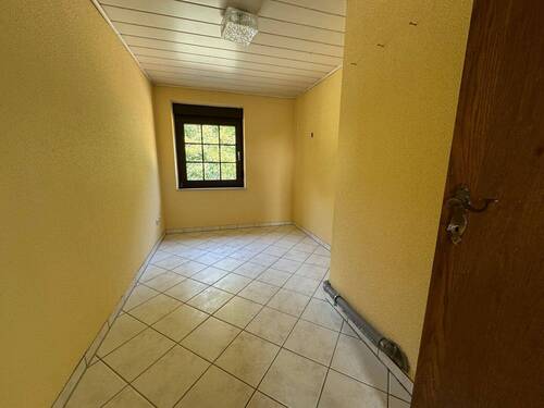 Schlafen/Bügelzimmer - 