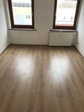 Arbeitszimmer - 3 Zimmer Etagenwohnung in Magdeburg