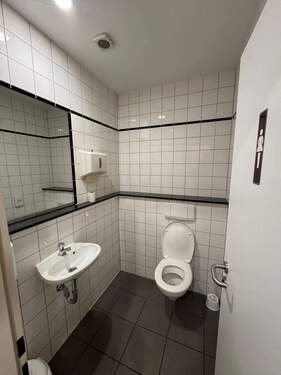 Foto 02.12.25, 09 08 21.jpg - 1 Zimmer Büro zur Miete in Willich