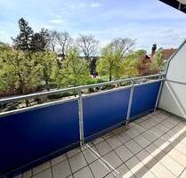 Sonnige 2-Zimmer-Wohnung mit Balkon & Stellplatz im Herzen von Langen