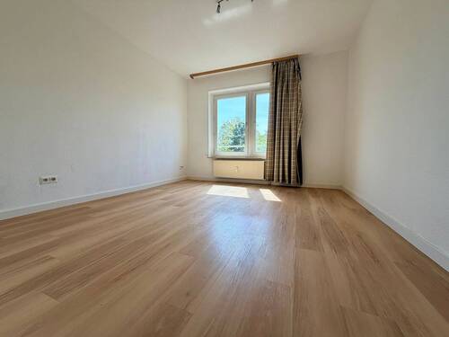 Schlafzimmer.jpeg - Etagenwohnung mit 54,50 m&sup2; in Langen zum Kaufen