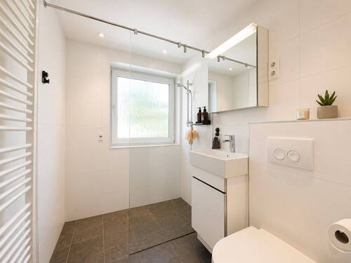 Duschbad mit WC - 