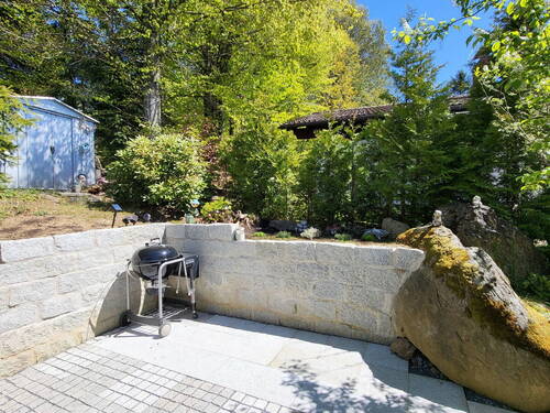 Terrasse, Grillplatz, Fels - 