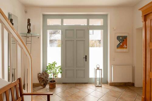 Eingangsbereich - 6 Zimmer Einfamilienhaus zum Kaufen in Potsdam
