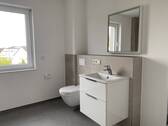 Badezimmer - 2 Zimmer Etagenwohnung zum Kaufen in Bitburg