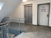Treppenhaus Aufzug DG - 