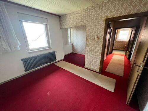 Schlafzimmer mit Ankleide OG - 