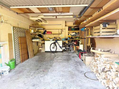 inkl. große Garage - 