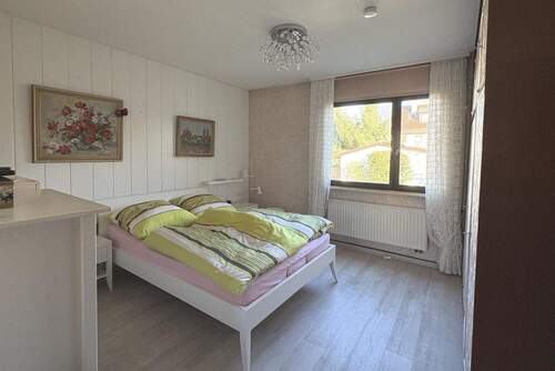 Schlafzimmer EG - 