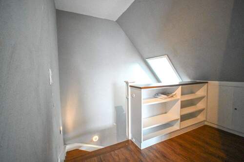 Treppenaufgang 1.OG - 