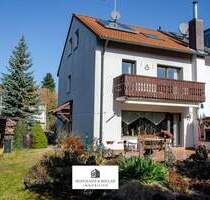 Familienfreundliche Doppelhaushälfte mit Garten, Balkon und Garage in Wendelstein