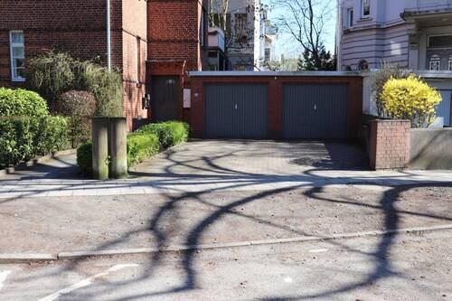 2 - 1 Zimmer Mehrfamilienhaus, Wohnhaus zum Kaufen in Lübeck