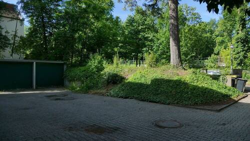 Vorgarten Garagenzufahrt - 