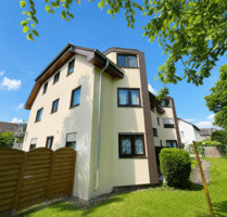 Charmante, renovierte 2-Zimmerwohnung m. EBK u. Dachloggia in bevorzugter Lage - Leinfelden-Echterdingen