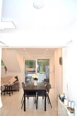Blick ins Wohn-Esszimmer - 