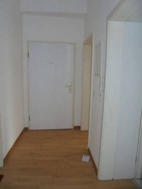 Flur - 1 Zimmer Etagenwohnung in Chemnitz