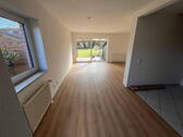 Wohnzimmer mit Gartenblick - 4 Zimmer Reihenendhaus zur Miete in Reinfeld