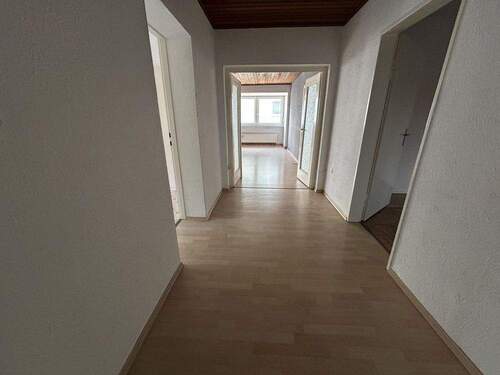 Flur - 3 Zimmer Etagenwohnung zur Miete in Mannheim