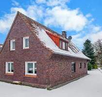 Familienfreundliches Einfamilienhaus auf großzügigem Grundstück mit Baupotential ! - Zetel Bohlenberge