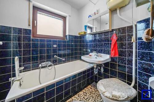 Erdgeschoss Badezimmer - 