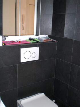 modernes wandhängendes WC - 