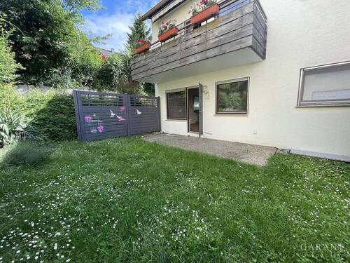 Blick auf die Terrasse - * Charmante 4 Zimmer-Wohnung mit Terrasse inkl. Garage * Sofort frei * Im schönsten Weinort *