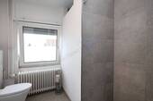 DUSCHBAD - 