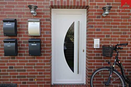 Hauseingang Bild I - 