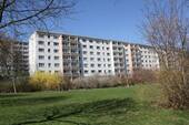 Hausansicht - Etagenwohnung mit 48,60 m² in Chemnitz zur Miete