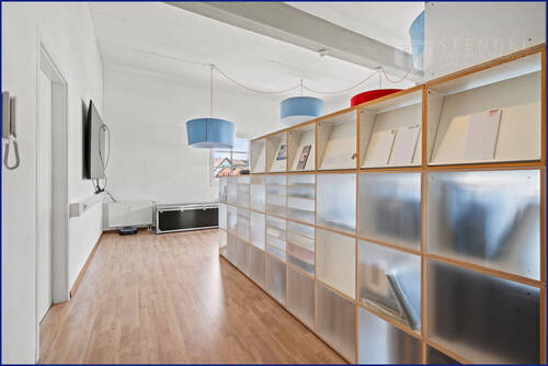 Büro 1 Flur - Büro mit 62,00 m&sup2; in Langenargen zur Miete