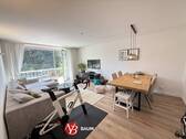Wohnzimmer - Moderne 3-Zimmer-Wohnung mit Einbauküche und Balkon in Süd-Ausrichtung!