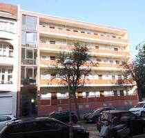 Bezugsfreie 1-Zimmer-Dachgeschoss-Wohnung in zentraler Lage von Berlin-Spandau